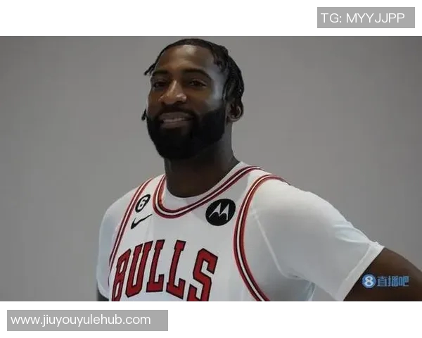 德拉蒙德半场高效发挥10分9篮板关键抢断与封盖助力球队表现出色