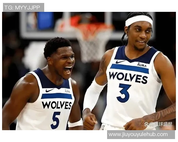 麦克丹尼尔斯全场拼搏35分钟16投10中斩获25分并送出4次盖帽